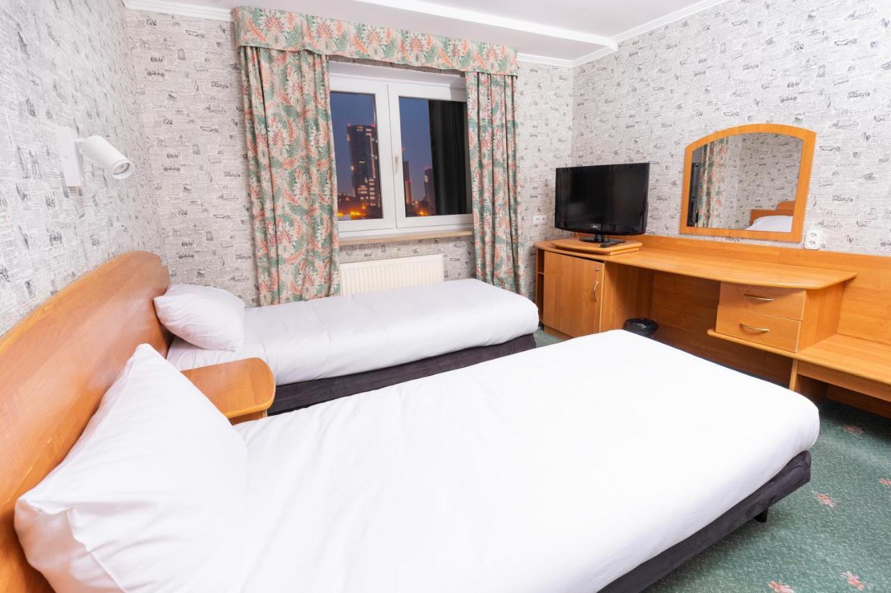 Hotel Victory Home Varsovia Exterior foto